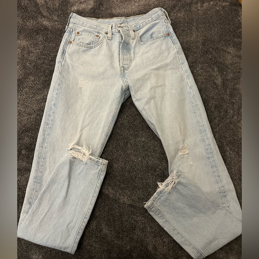 BRAND NEW Levi’s light wash straight leg jeans OBO